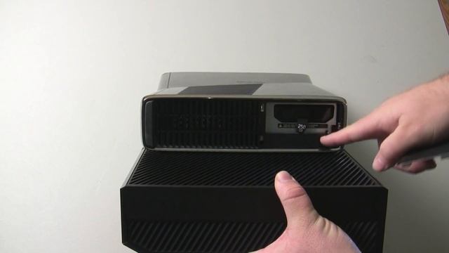 Xbox One vs Xbox 360: Hardware Comparison смотреть онлайн