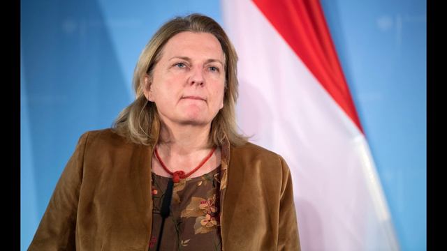 Baerbock E Von Der Leyen Hanno 13 Anni.