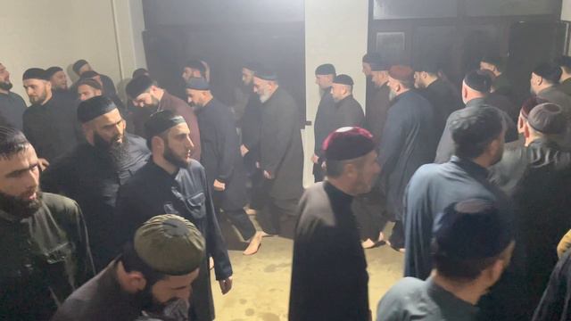 Халид Ингуш и Саид Хусейн Старые-Атаги Зикар у Али Амирова в месяц РАМАДАН после ИФТАРА. смотреть онлайн