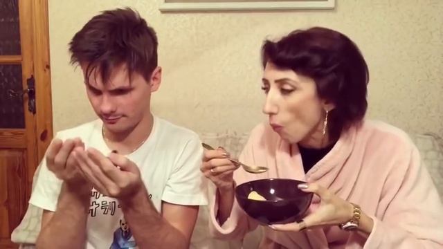 Мама и сын Молочный зуб (#gan_13_) смотреть онлайн