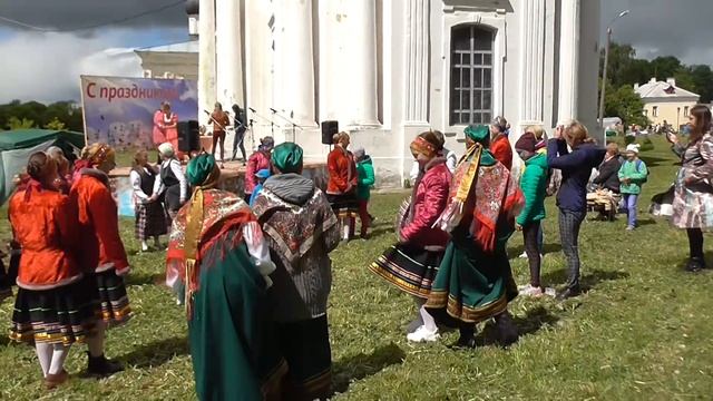 Вязьма День города 2017 Праздник Вяземского пряника Игра с платочком Ансамбль "Славяне" смотреть онлайн