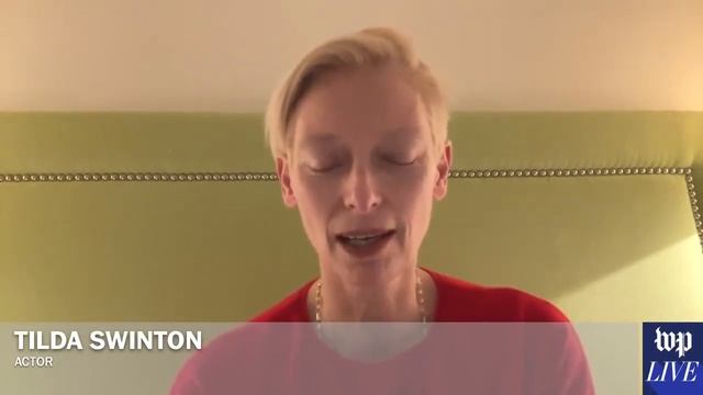 Tilda Swinton on creating “The Eternal Daughter” with Joanna Hogg смотреть онлайн