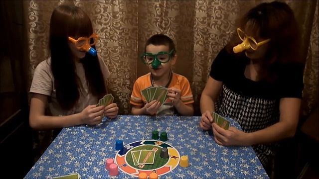 играем настольную игру верю не верю у кого вырастет больше нос))))))))))))))))) смотреть онлайн