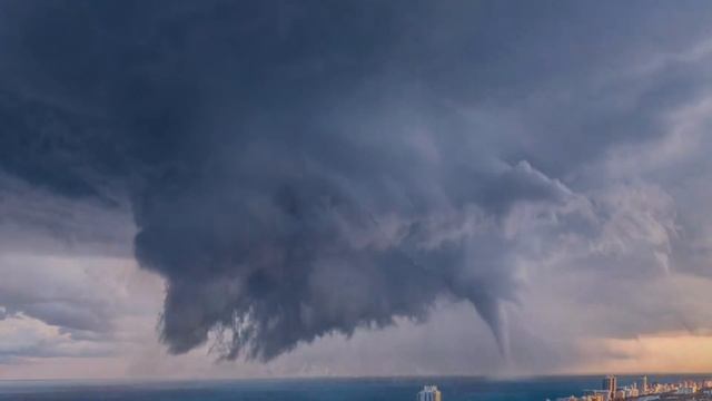 Грозовые тучи смотреть онлайн