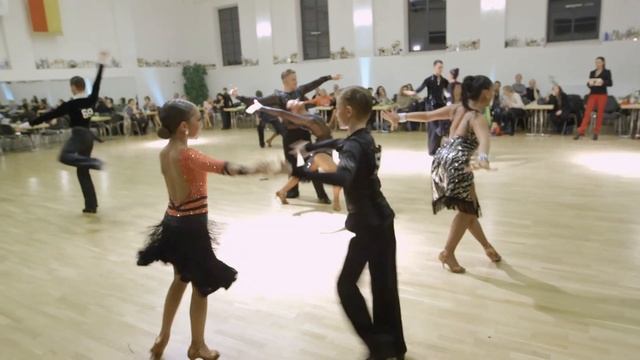 LM 16.02.14 Daniel Schmuck & Veronika Obholz Jugend A - Rumba смотреть онлайн