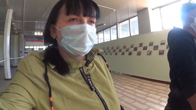 Ж/д вокзал Тольятти?️/Хочу на Юг?️/Поезд? отменили?/Гуляем на перроне смотреть онлайн