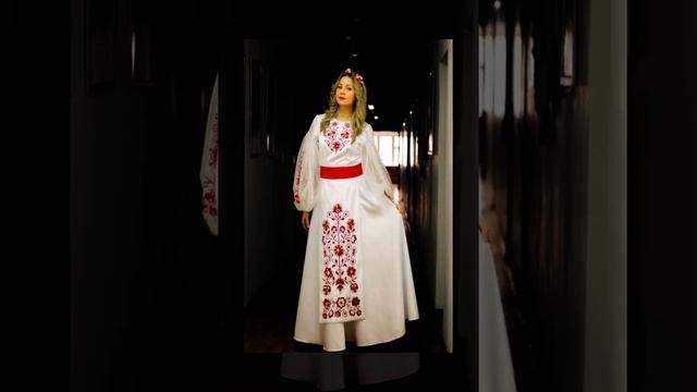 Презентація сукні з колекції "Дерево життя" смотреть онлайн