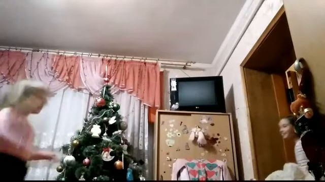 Четыре из ларца одинаковы с лица? смотреть онлайн