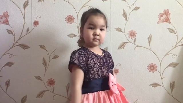 Успанова Диляра 5 лет ( светит солнце на заре ) смотреть онлайн