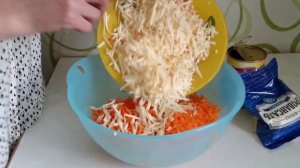 Салат с колбасным сыром и морковью Простой рецепт на ужин и обед!