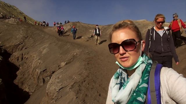Anne Explores Wonderful Indonesia - Surabaya - Mount Bromo смотреть онлайн