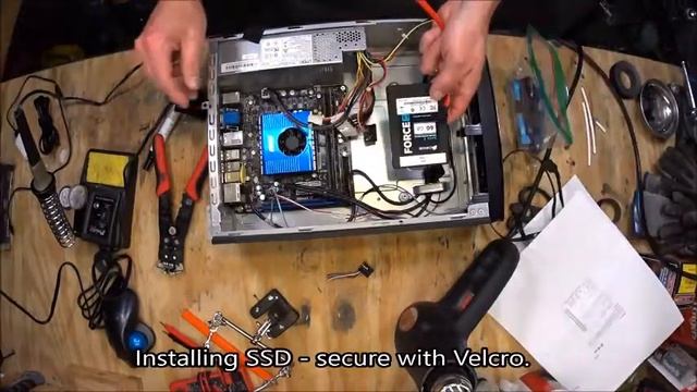 Small form factor workshop PC with hidden keyboard storage (AMD e350 mini-itx) смотреть онлайн