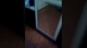 Как можно заделать трещену на зеркале.