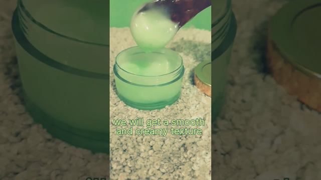 Alovera and vitamin e moisturizer #diy смотреть онлайн