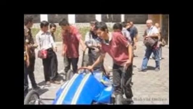 Video Modifikasi Mobil Classic_Mobil Listrik Buatan Mahasiswa Kaliurang UNISII Berbasis Android смотреть онлайн