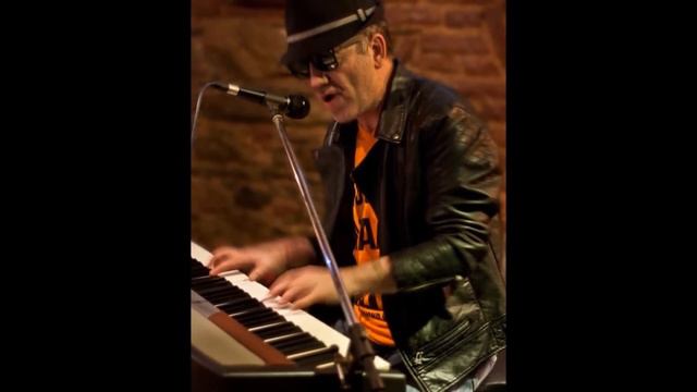 hit the road jack by Blues n Reds смотреть онлайн