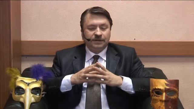 Удивительные маски в программе "Мир удивительных вещей" Игоря Сокуренко смотреть онлайн