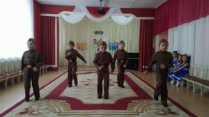 «Пацаны в строю стоят» подготовительная к школе группа