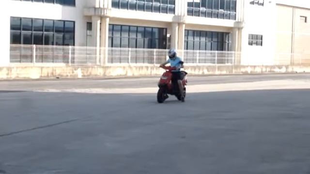 gilera alex primeira ves de scooter смотреть онлайн