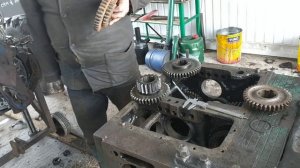 Сборка коробки передач Т-40