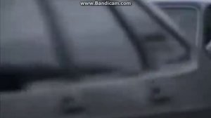 Большое зло и мелкие пакости (2005) - car chase scene