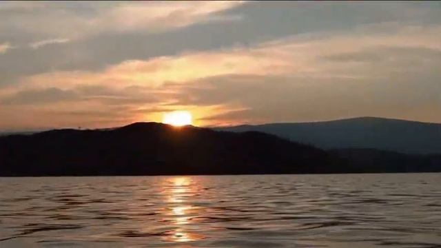 Кружится чайка. Песня о Дружбе! смотреть онлайн