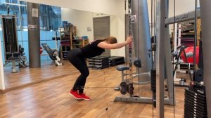 Отведение бедра назад в кроссовере