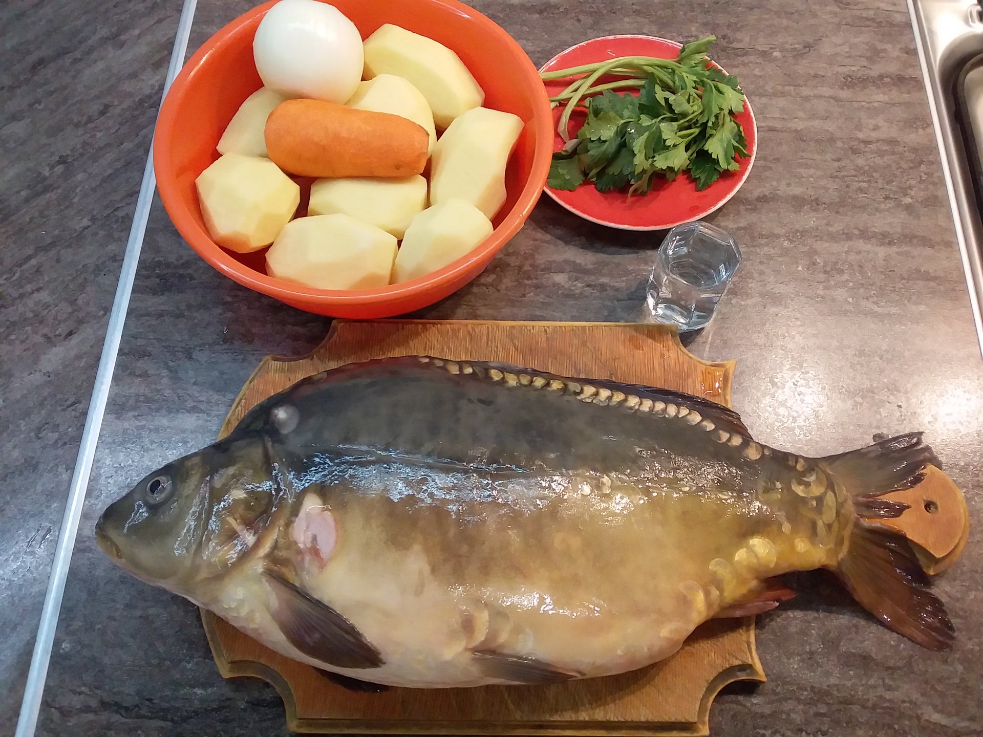 Синяя перчатка