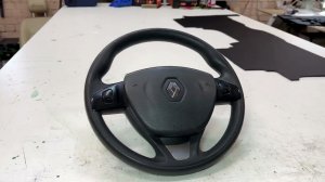 Перетяжка резинового руля Renault Sandero в экокожу