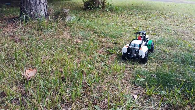 Lego Technic 4x4 Tractor [Outside Test]