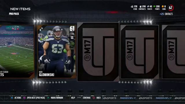 Madden NFL 17 Ultimate Team #1 - Starting off with a Gronk! (Pro, All-Pro, Launch Pack Opening) смотреть онлайн