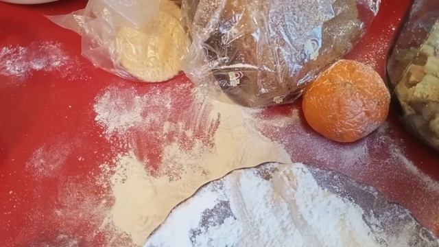 Кто-то ел муку смотреть онлайн