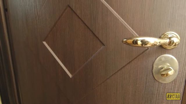 Панели серии «Модерн» для металлических входных дверей. Прочное ПВХ покрытие на разных основах. смотреть онлайн