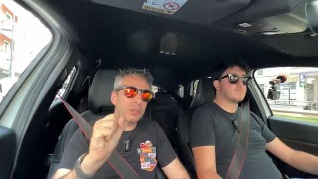 RENAULT CAPTUR E TECH HYBRID Test Drive, Consumi, Pro e Contro смотреть онлайн