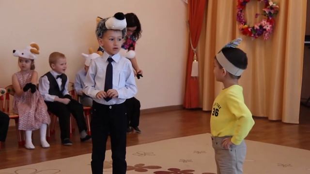 Утренник в детском саду. 8 марта. Дамир подготовительная группа. смотреть онлайн