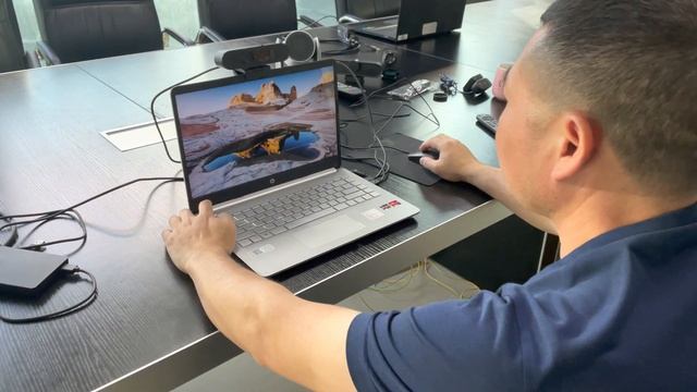 Windows Hello Face Recognition Video Conference Camera смотреть онлайн