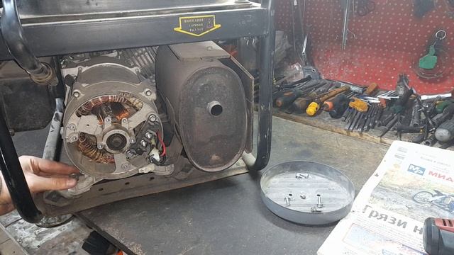 Как снять статор с генератора 3 кВт. Бензогенератор не выдает 220 - диагностика электродвигателя смотреть онлайн