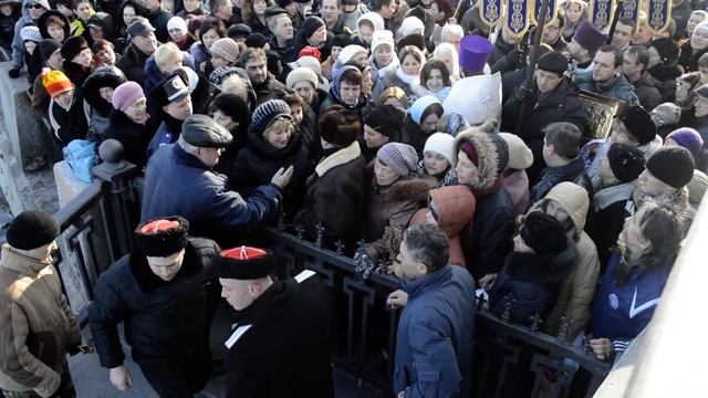 Давка на Крещение смотреть онлайн