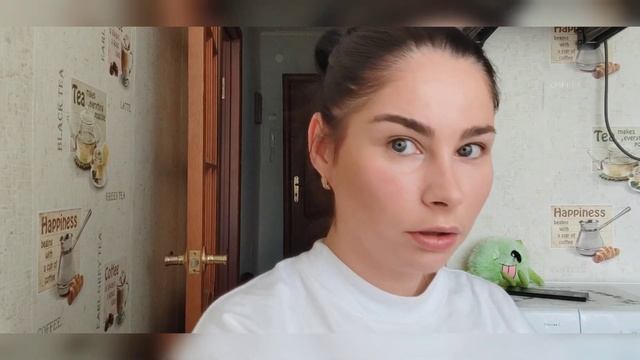 Влог, часть 2. Яркий макияж новой бюджетной палеткой от #eveline смотреть онлайн