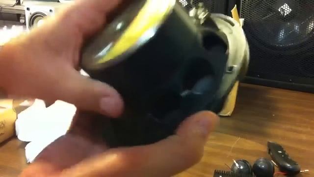 Unboxing Old School Audio Gear - Part 4 - Boston Acoustics Pro Series 6.4 Speakers смотреть онлайн