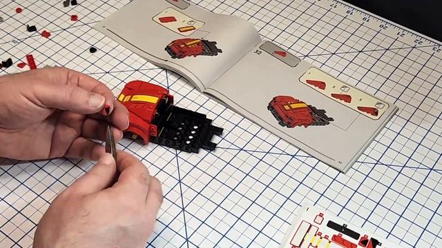 LEGO Speed Build of the Ferrari 812 Competition from the Speed Champions collection. смотреть онлайн