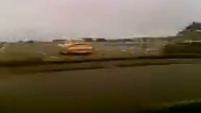 Audi A8 3.2 quattro vs. Porsche GT3 смотреть онлайн