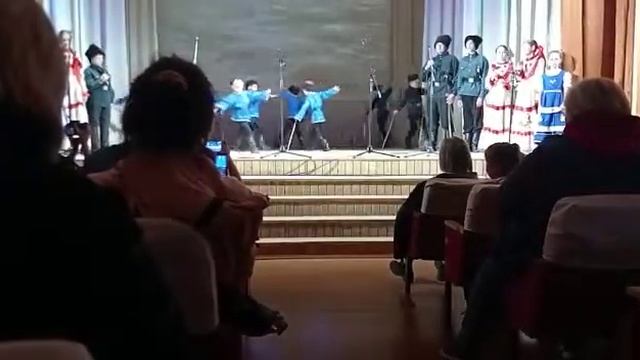 Богатырская сила. Исп. ансамбль казачьей песни Казаки. Рук. Светлана Ваховская смотреть онлайн