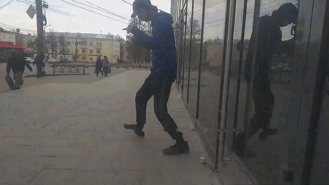 Танцую на улице роман акустика в Коврове 2022 смотреть онлайн