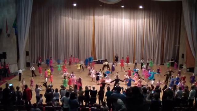 Полька с Медведем смотреть онлайн