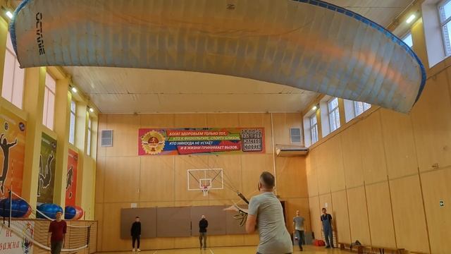 Что делают парапланеристы в шквальный ветер? Занимаются ... Парапланеризм для всех ссылка в описани смотреть онлайн