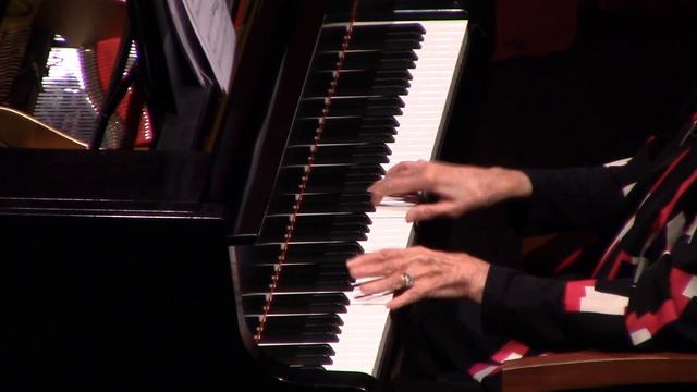 Thanksgiving Notes: Theatre Organ, Piano, Violin