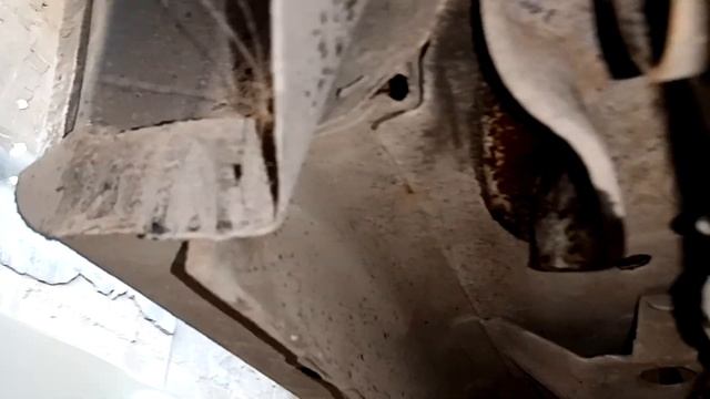 замена сайлентблоков задней балки Чери Вери, Бонус А13 смотреть онлайн