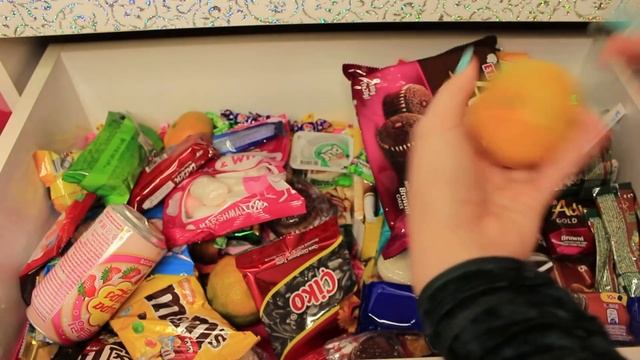 МОЯ ПОЛКА СО СЛАДОСТЯМИ/ 6 КГ СЧАСТЬЯ Ayka Emilly смотреть онлайн