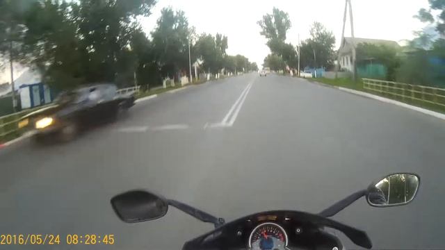 Подумываю о покупке другого мотоцикла,Ситуаций на дорогах,неадекватный  водила .